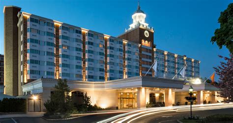 Without question, garden city is one of the most desirable places to live on long island. Garden City Hotel in Long Island, NY | The Garden City Hotel