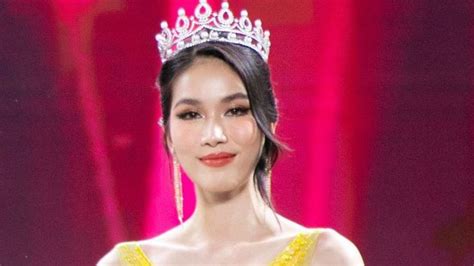 Miss Vietnam Phuong Anh Slammed For See Through Dress At Beauty