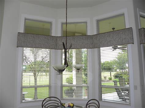 Austin blinds, shades, shutters & drapery experts get a free estimate today classic and contemporary, our fabrics give duette honeycomb shades an added edge in enhancing interiors, all while providing comfort, light diffusion, and privacy. CUSTOM WINDOW COVERINGS - Traditional - Kitchen - Austin ...