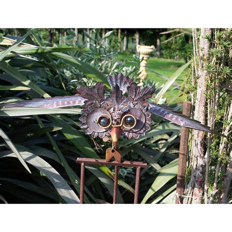 Rocking Balancing Flying Owl Metal Garden Wind Rocker Spinner Ornament
