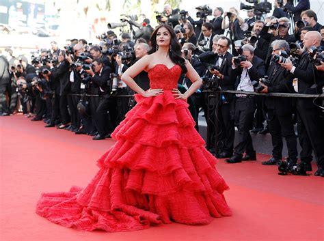 Aishwarya Rai From Cannes Film Festival 2017 Star Sightings E News