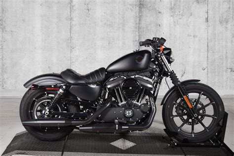 Because it is generally the size of the born from legendary shovelhead and ironhead engines, the evolution engine broke new ground in displacement innovation while maintaining the. Pre-Owned 2020 Harley-Davidson Sportster Iron 883 XL883N ...