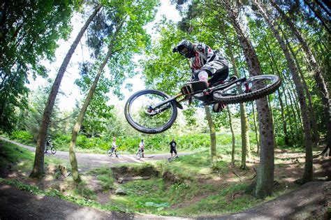 How To Ride The Uks Best Bike Parks For Free Mbr