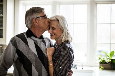 Study Many Adults Ages 65 To 80 Continue To Be Sexually Active