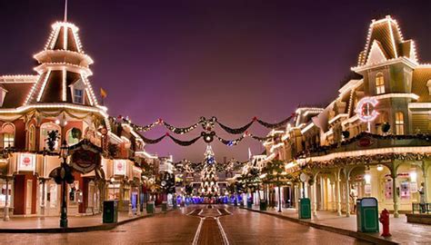 Disneyland Paris Christmas Season Breakaway