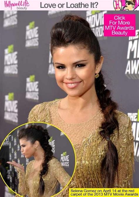 Selena Gomezs Twisted Ponytail At Mtv Movie Awards — Hot Or Not Vote