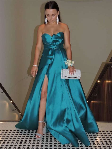 Teal Formal Dress Size 6 | The Volte