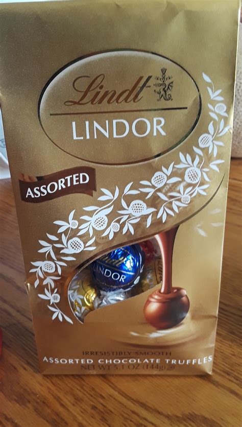 Lindt Lindor Assorted Chocolate Truffles Reviews In