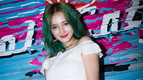A complete guide to momoland including member profiles, concept photos, and song lyrics with member parts my biases: MOMOLAND 4K 8K HD Girl Group Wallpaper