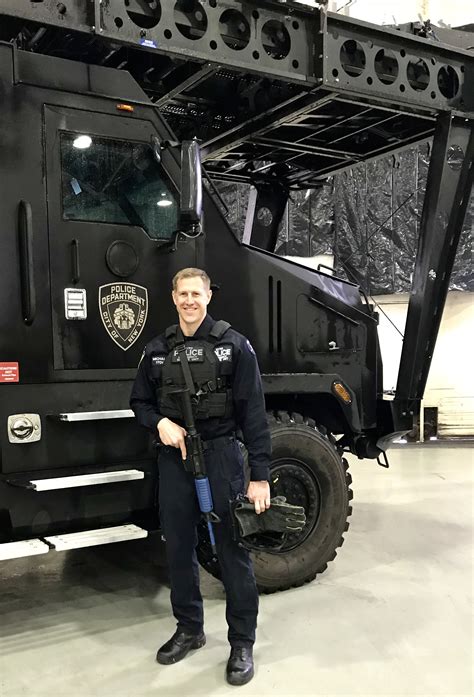 Nypd Esu Police Officers