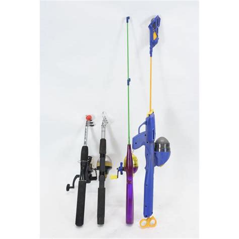 2 Telescoping Rod And Reel Sets 2 Kids Fishing Pole Sets