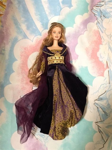 Mattel Barbie Of The French Court No Shoes Princess Barbie Dolls