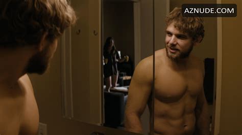 Naked Pictures Of Max Thieriot