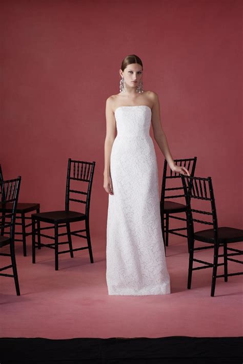 Oscar de la renta formal gown evening dress purple long elegant size us 6 uk 10. See Oscar de la Renta's Fall 2016 Wedding Dresses ...