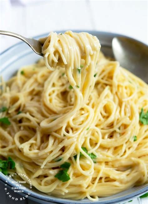 Garlic Parmesan Noodles One Pot Side Dish With Buttery Garlic Noodles