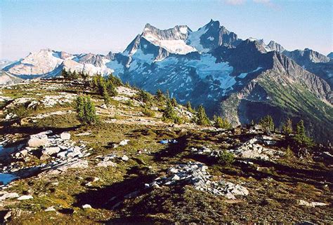 Mount Logan Climbing Hiking And Mountaineering Summitpost