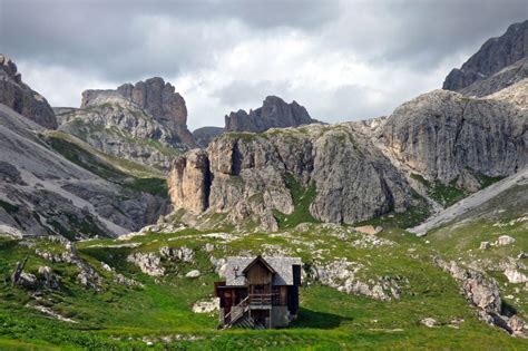 Cabin In The Dolomites Italy Cabins In The Woods Travel Around The