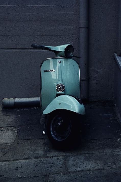 Wallpaper K Ultra Hd Vespa Images Pictures Myweb