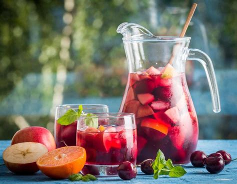 Na Balada Da Sua Casa Confira Receitinhas De Drinks Refrescantes Para Fazer No Fim De Semana