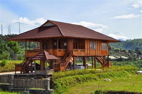 Rumah Kayu Bertingkat Bentuk Rumah Panggung Thegorbalsla