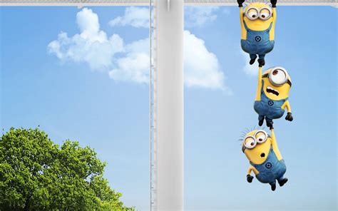 Download Hanging Minions Despicable Me 2 Wallpaper