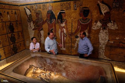 Exclusive Pictures From Inside The Scan Of King Tuts Tomb Égypte