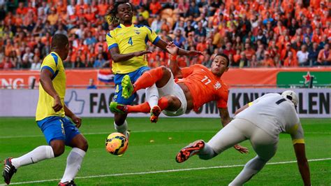 Fifa Wm 2014 Ecuador Holt Testspiel Remis Gegen Die Niederlande