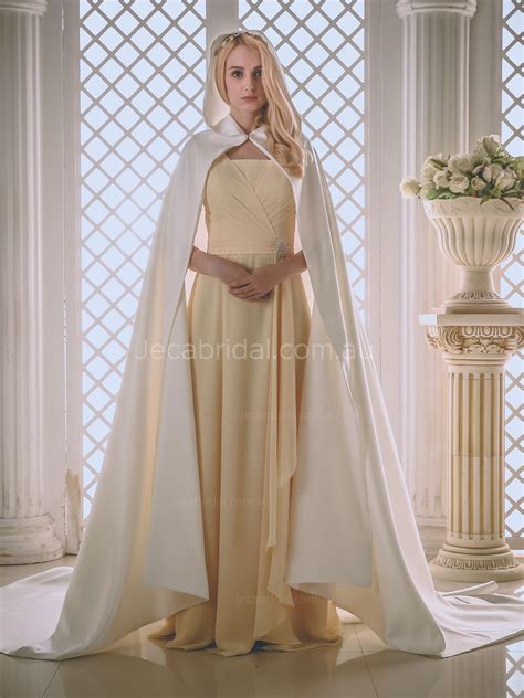 Wedding Cloak Available In Many Colors Jeca Bridal Wedding Cloak