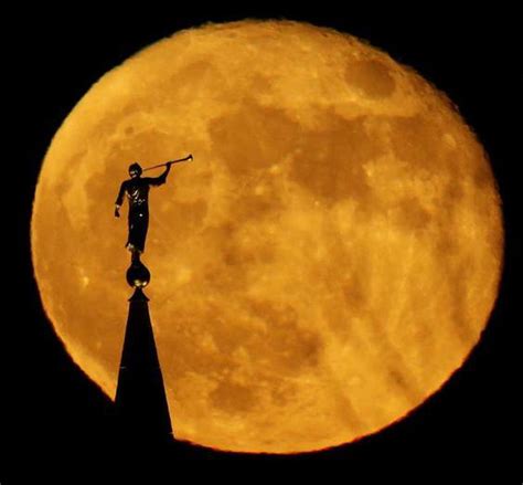 Strawberry Moon 2020 Get A Look At Junes Full Moon Tonight And