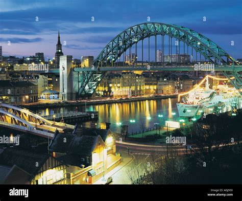 Newcastle Quayside At Night Newcastle Upon Tyne Stock Photo Alamy