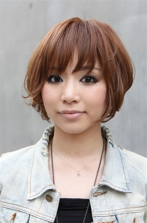 Trendy Short Copper Haircut From Japan Stacked Short Angled Bob