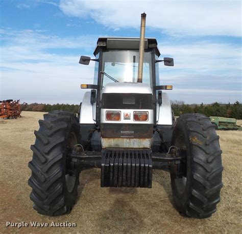 1992 White 6105 Mfwd Tractor In Guthrie Ok Item Dd1444 Sold Purple