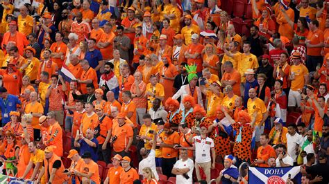 dutch fans stand by their team if not the world cup the new york times
