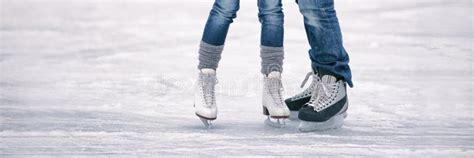 Ice Skating Couple Winter Fun Stock Image Image Of Exercise Active
