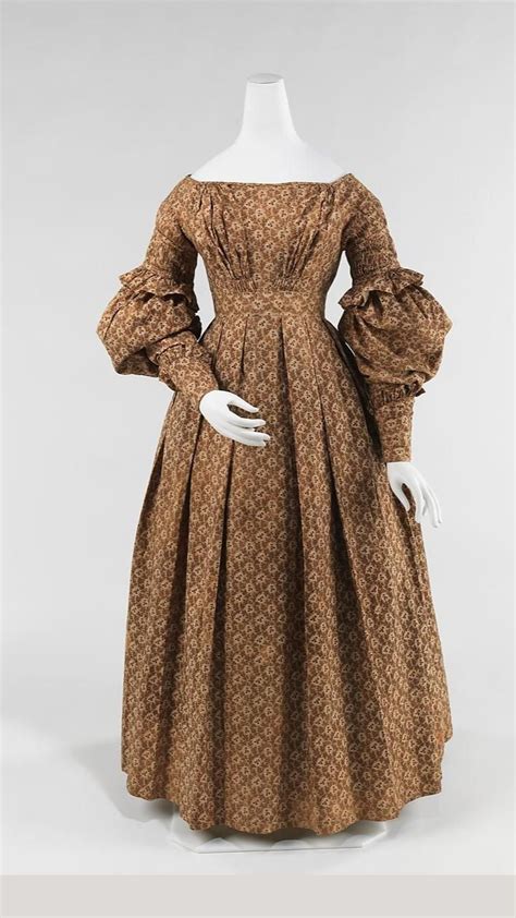 1837 1839 Dress Met Museum Historical Dresses 1830s Fashion