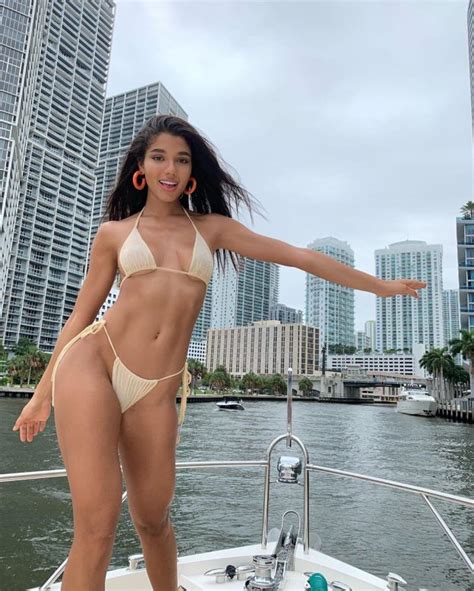 Yovanna Ventura Sexy Photos And Videos The Fappening