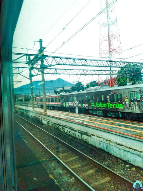 Tanyarl On Twitter Sender Baru Pertama Kali Naik Kereta KRL Udah