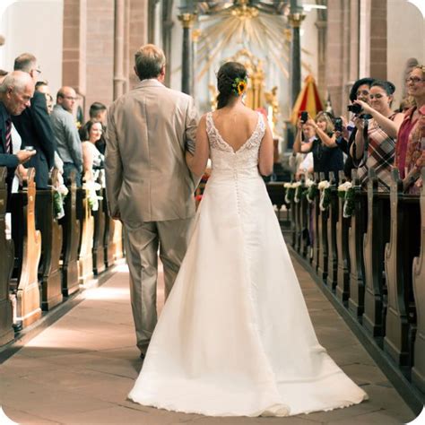 Gestalten sie aschaffenburg mit uns! Kirchliche Trauung Aschaffenburg | Hochzeitsfotografie ...
