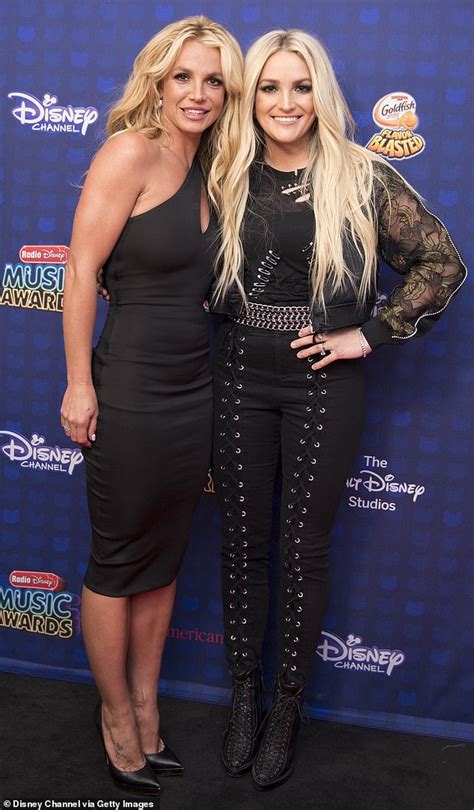 Britney Spears Mom Lynne Begs Singer To Meet With Estranged Sister