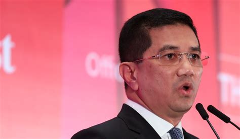 Malaysias Sex Video Scandal Pits Anwar Against Azmin But Mahathir Is