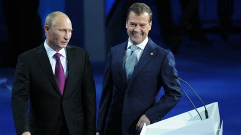 Medvedev Said He Cedes Presidency Bid To Putin Because He Is More Popular Cnn