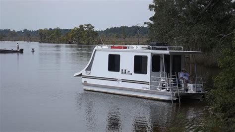 Trailerable Pontoon Houseboats