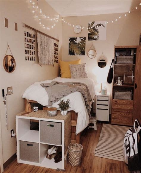 15 Insanely Cute Dorm Room Ideas To Copy This Year College Bedroom Decor Cool Dorm Rooms