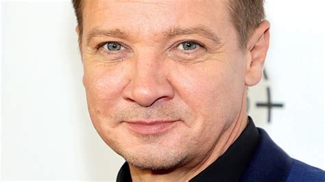 jeremy renner posts a heartfelt message to his fans in first instagram update since his accident