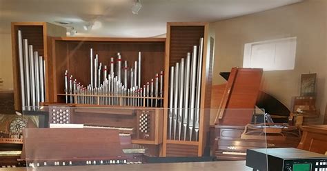 Pre Owned Allen Church Organ C6