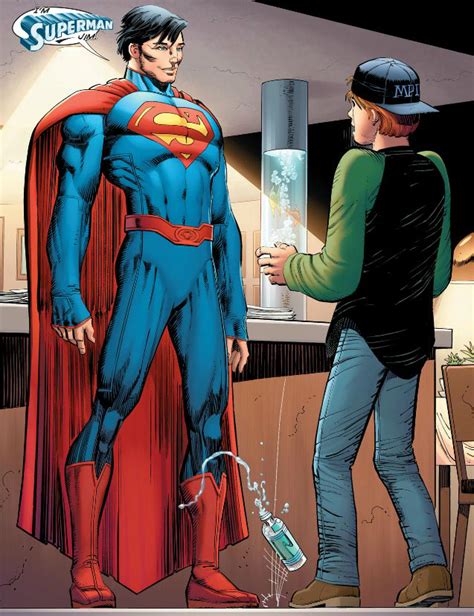 First Look At Supermans New Costume Superman Comic Vine