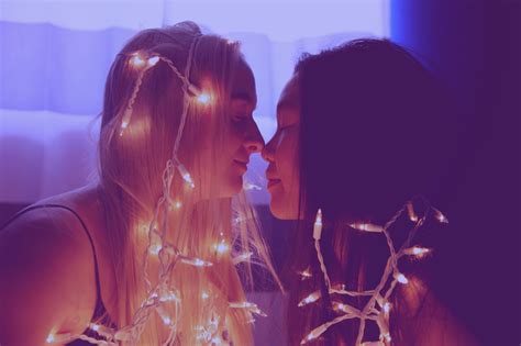 my first bisexual feelings and why i was terrified to act on them by ashley de leon lopez