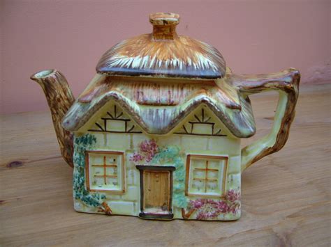 Keele Street Pottery Cottage Large Teapot Vintage Tea And Coffee