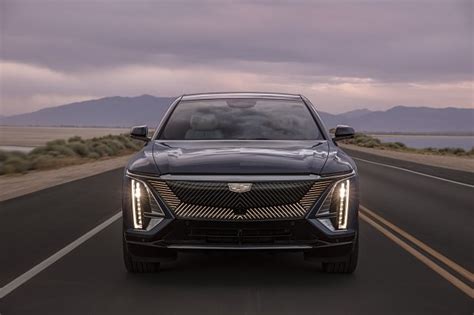 2024 Cadillac Lyriq Is The All Electric Suv Worth Waiting For 2023suvs