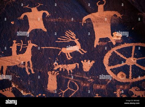 Native American Cave Artwall Drawings Stock Photo Alamy
